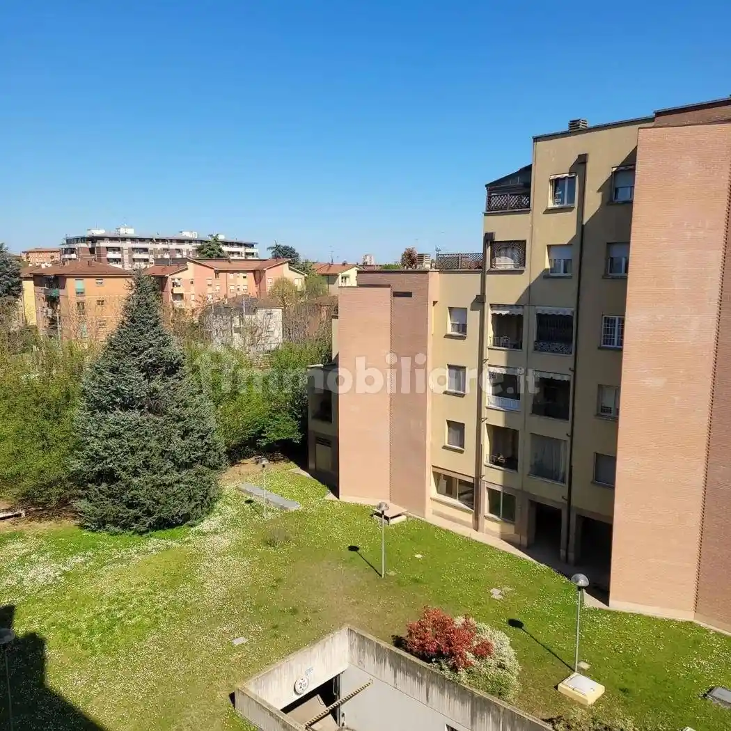 Appartamento in vendita a Bologna
