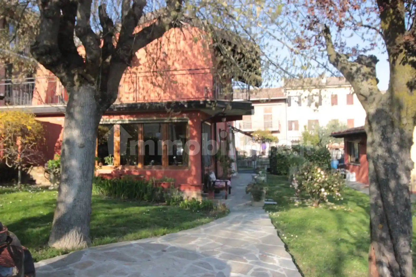 Villa in vendita a Serralunga di Crea