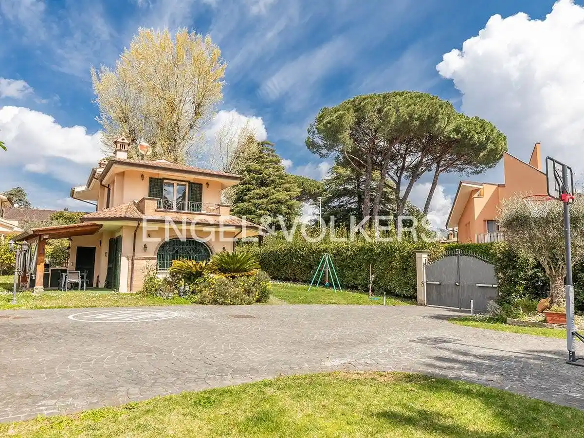 Villa in vendita a Grottaferrata
