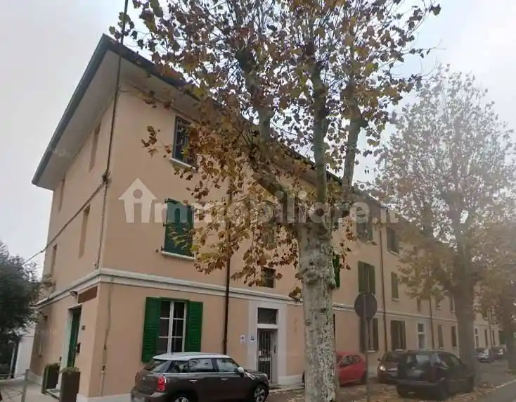 Appartamento in vendita a Varano Borghi