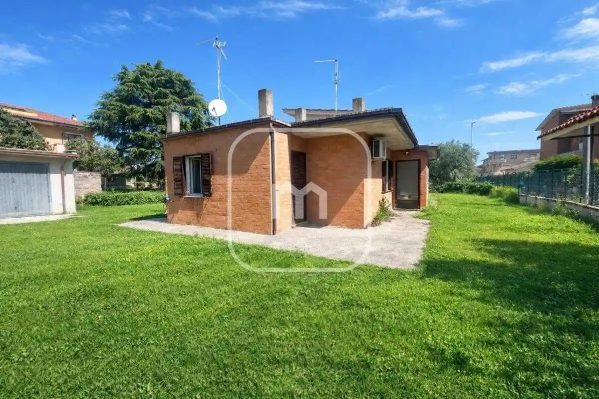 Villa in vendita a Roma