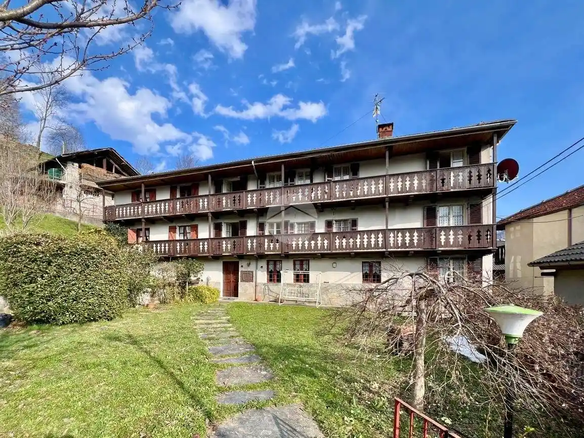 Villa in vendita a Viù