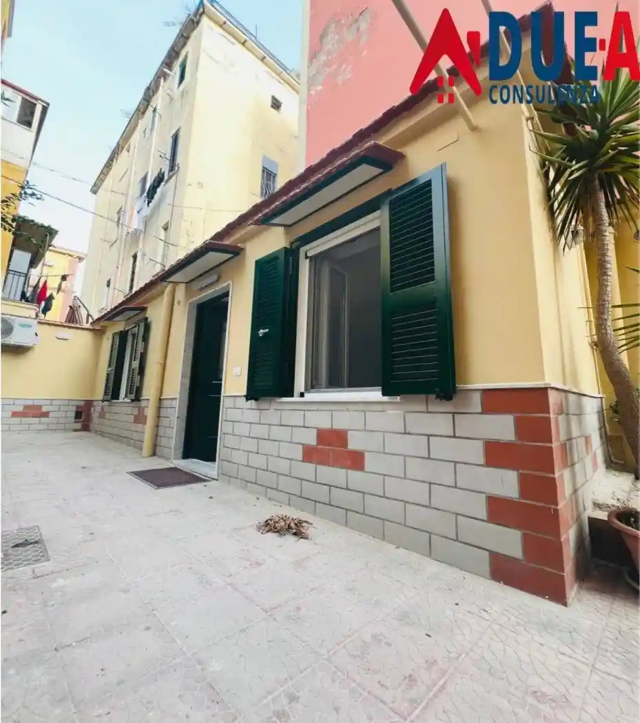 Appartamento in affitto a Napoli