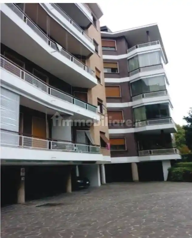 Appartamento in vendita a Merate