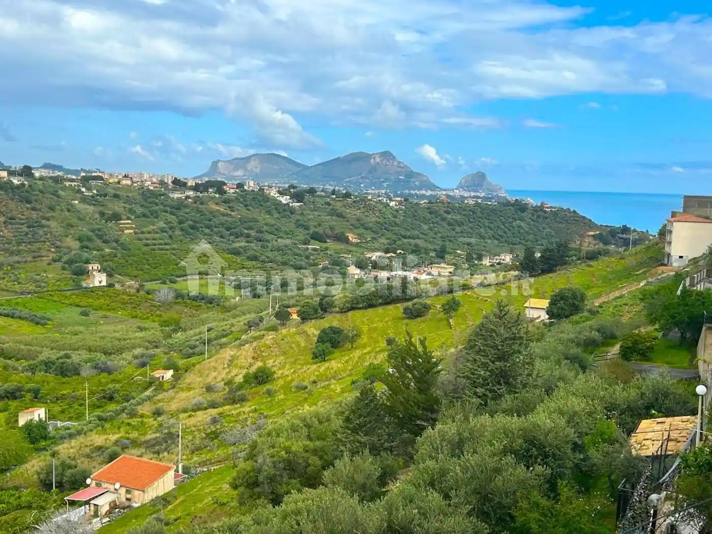 Appartamento in vendita a Altavilla Milicia