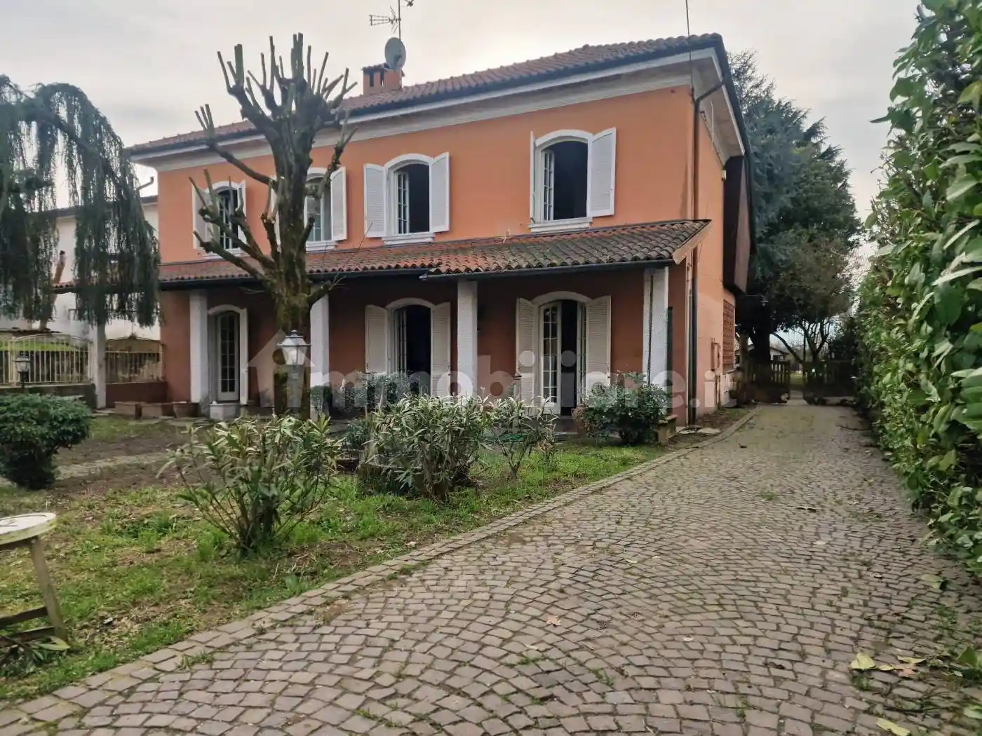 Villa in vendita a Gambolò