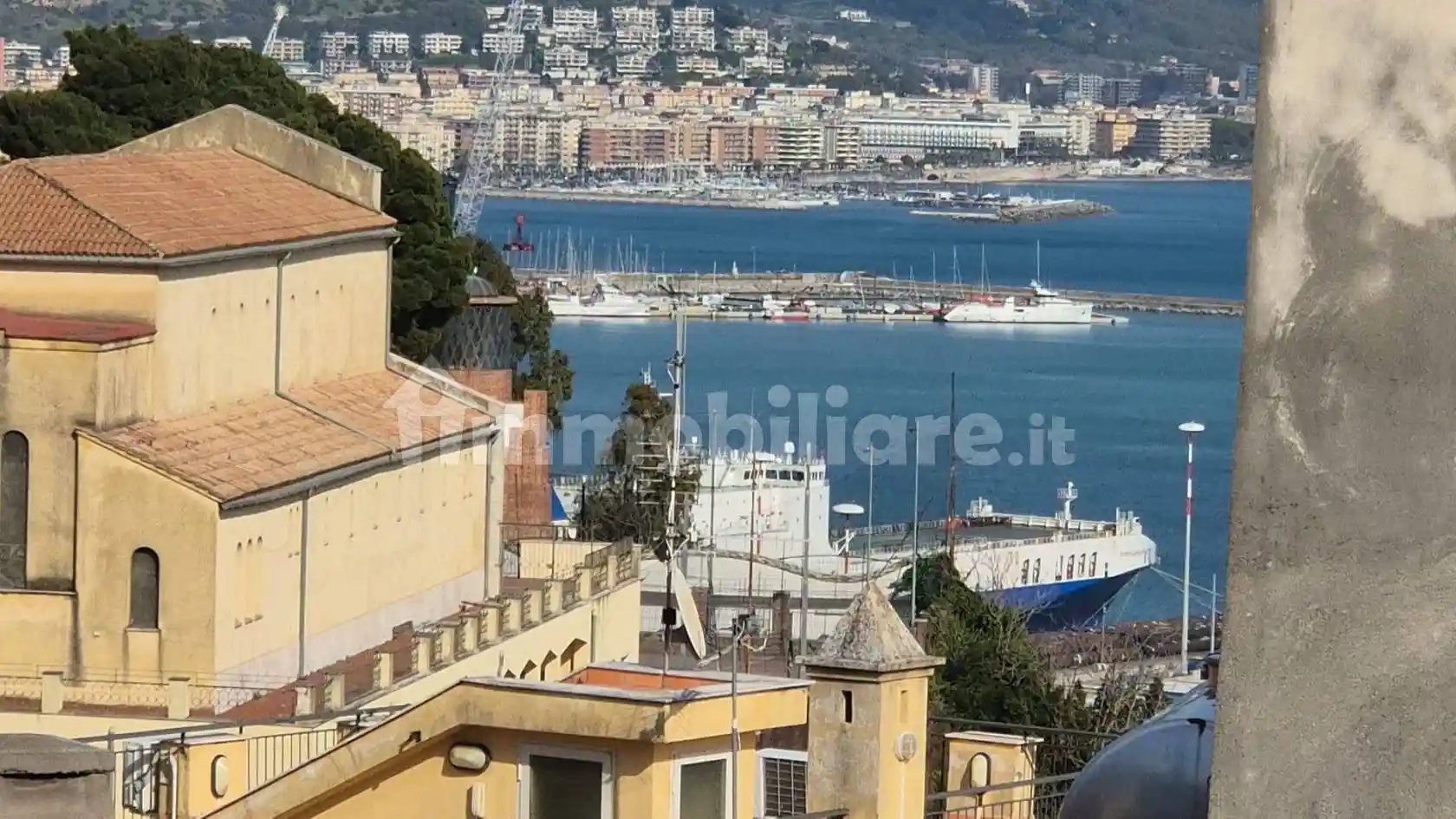 Appartamento in vendita a Vietri sul Mare