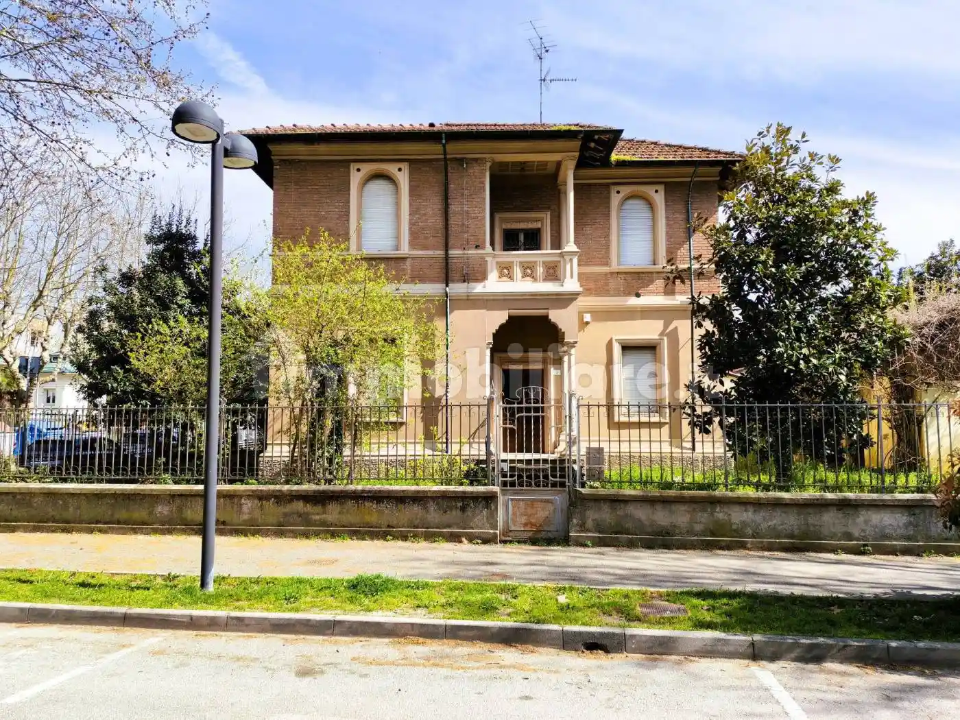 Villa in vendita a Massa Lombarda