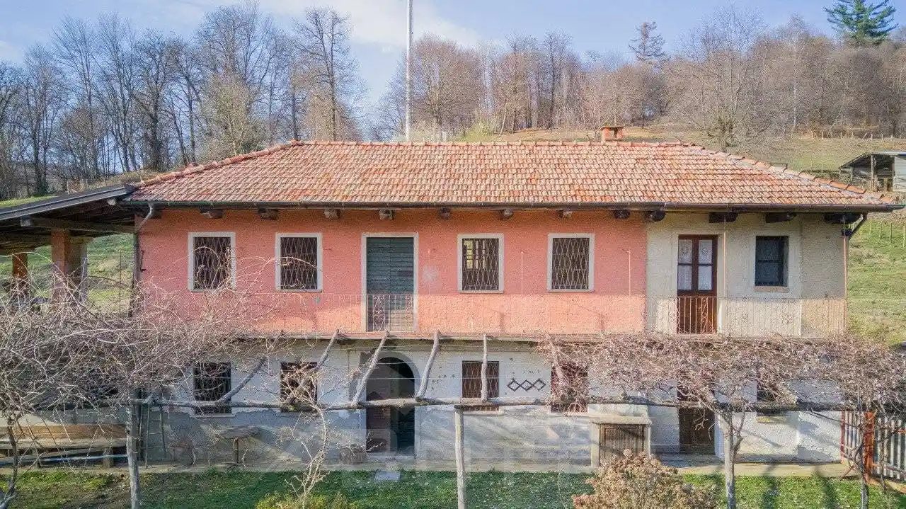 Casa indipendente in vendita a Armeno