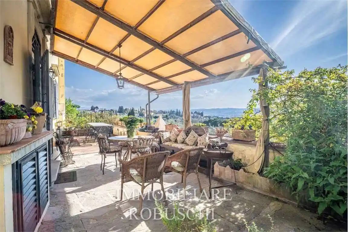 Appartamento in vendita a Firenze