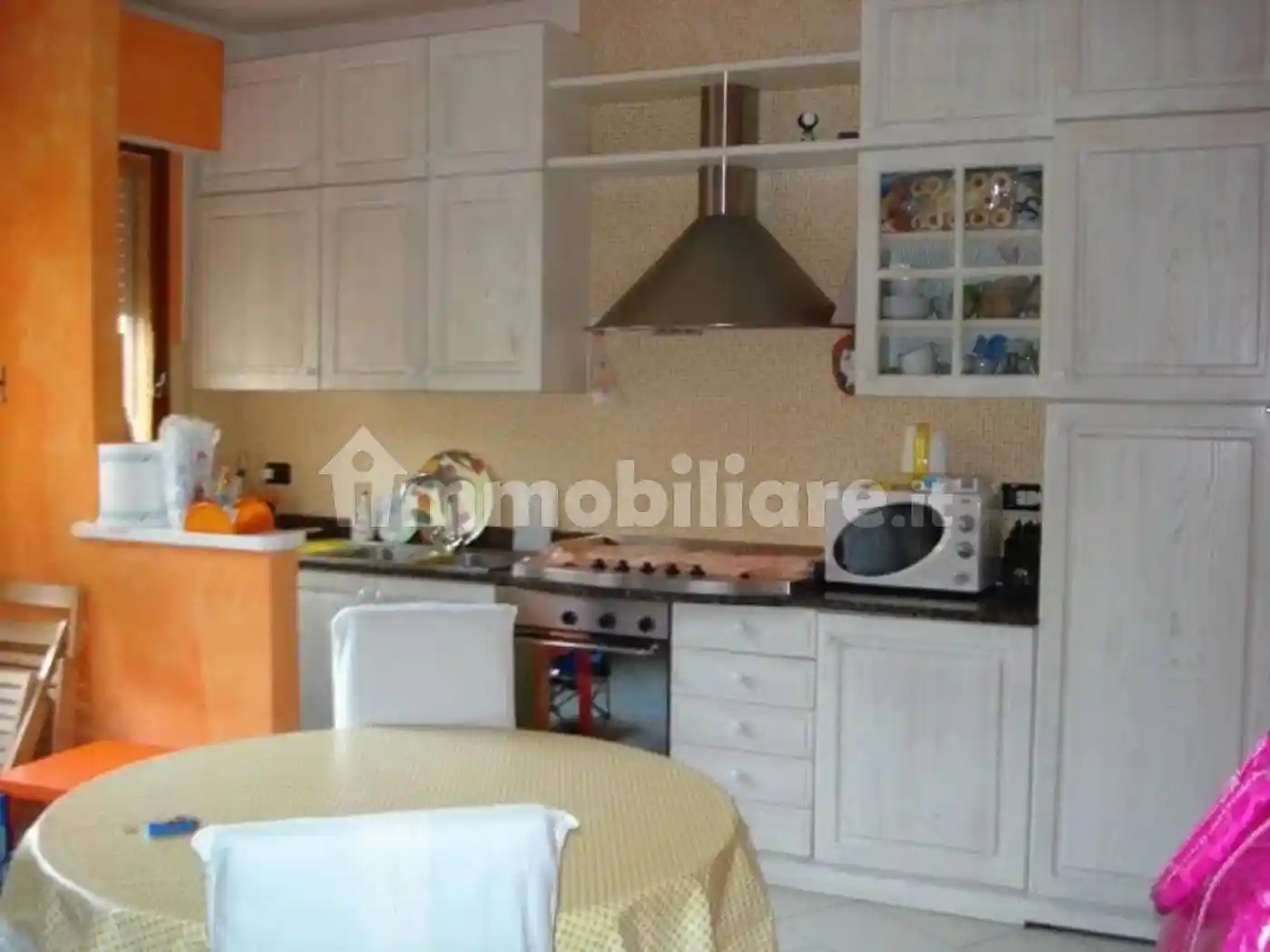 Appartamento in vendita a Montignoso