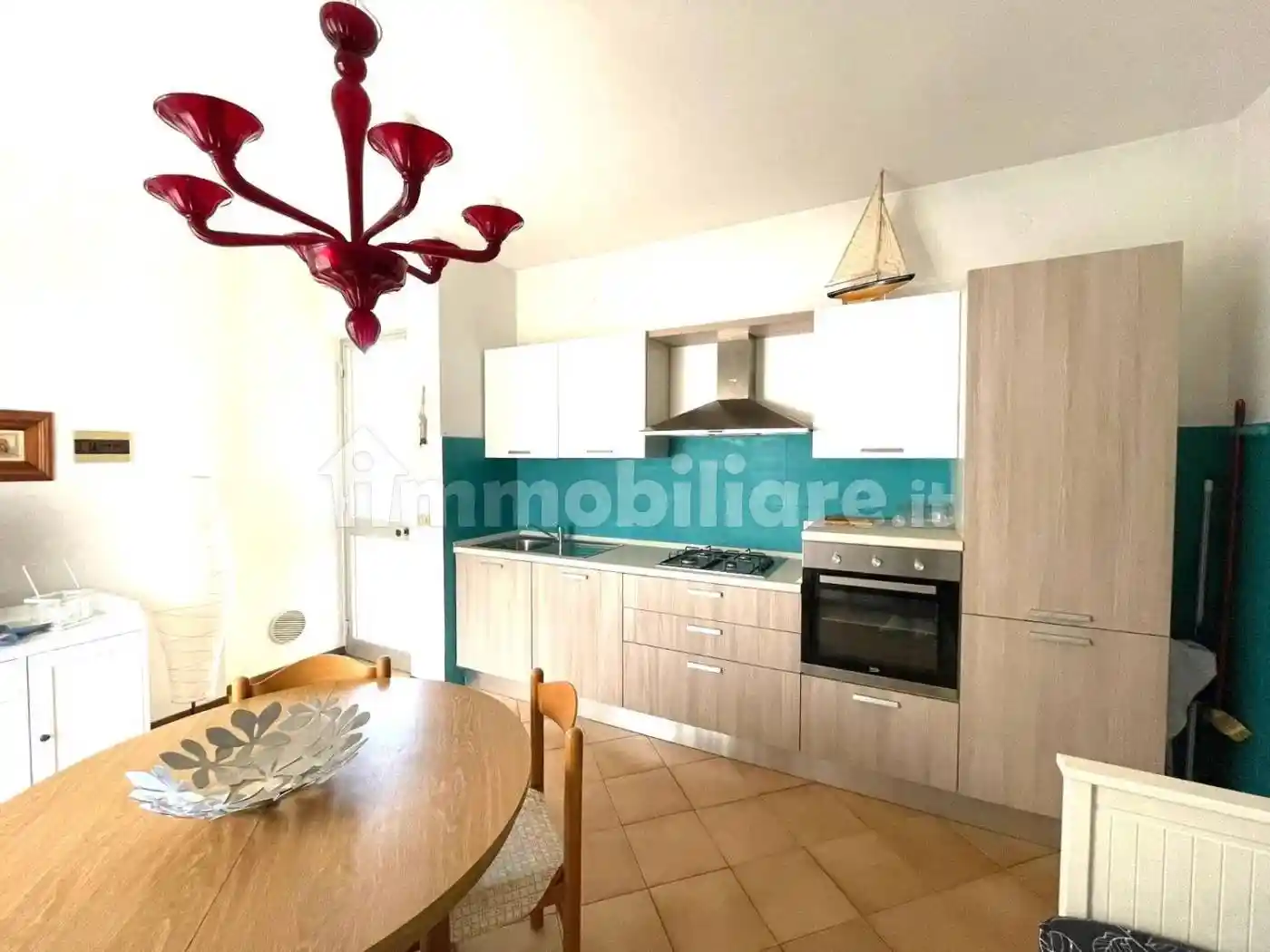 Appartamento in vendita a Montignoso