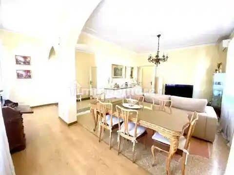 Villa in vendita a Massa