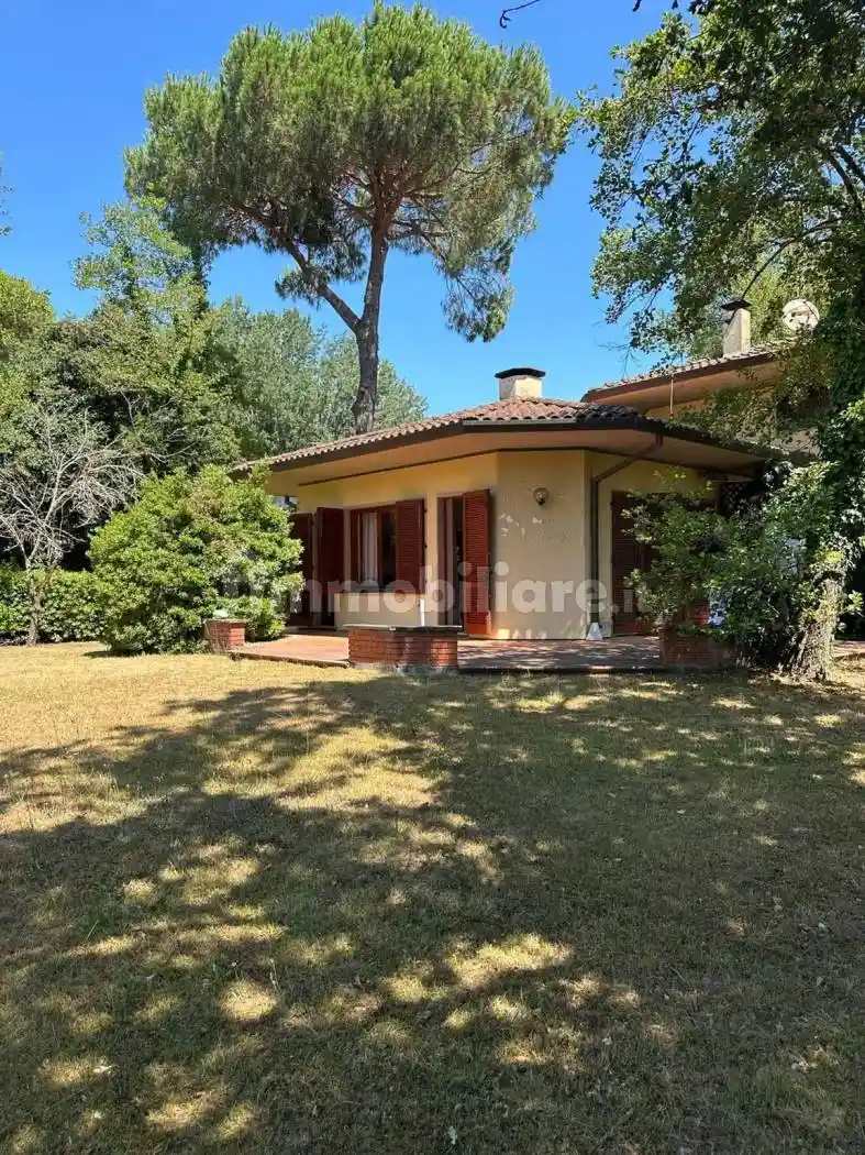 Villa in vendita a Massa