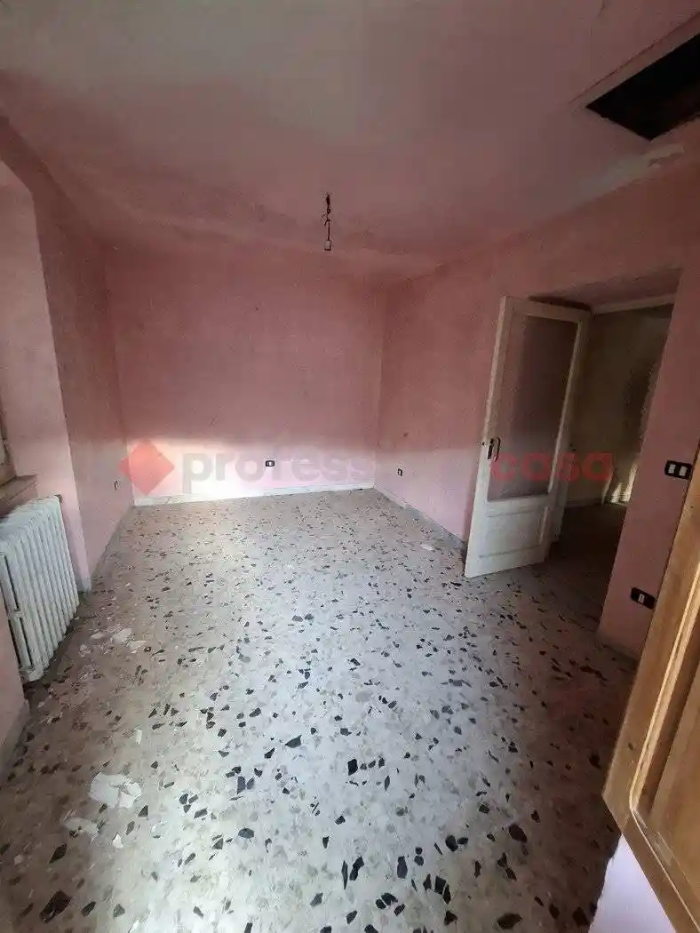 Casa indipendente in vendita a Isola del Liri