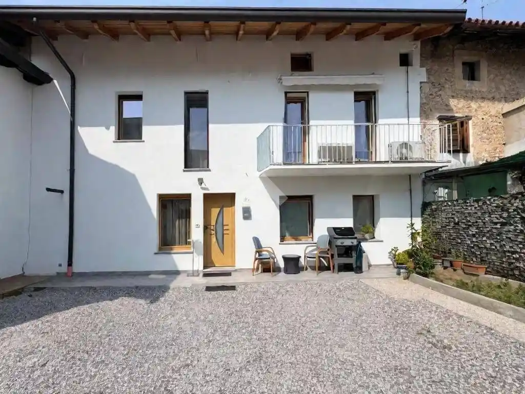 Rustico - Casale in vendita a Udine