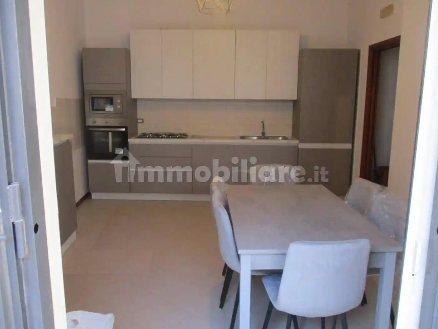 Appartamento in affitto a Napoli