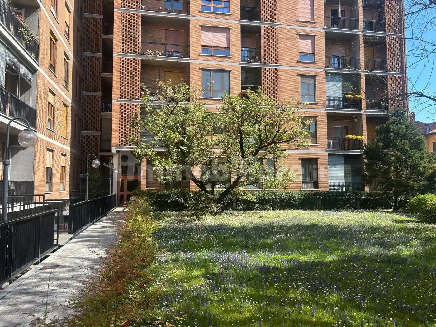 Appartamento in affitto a Monza