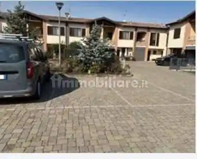 Villetta a schiera in vendita a Travacò Siccomario