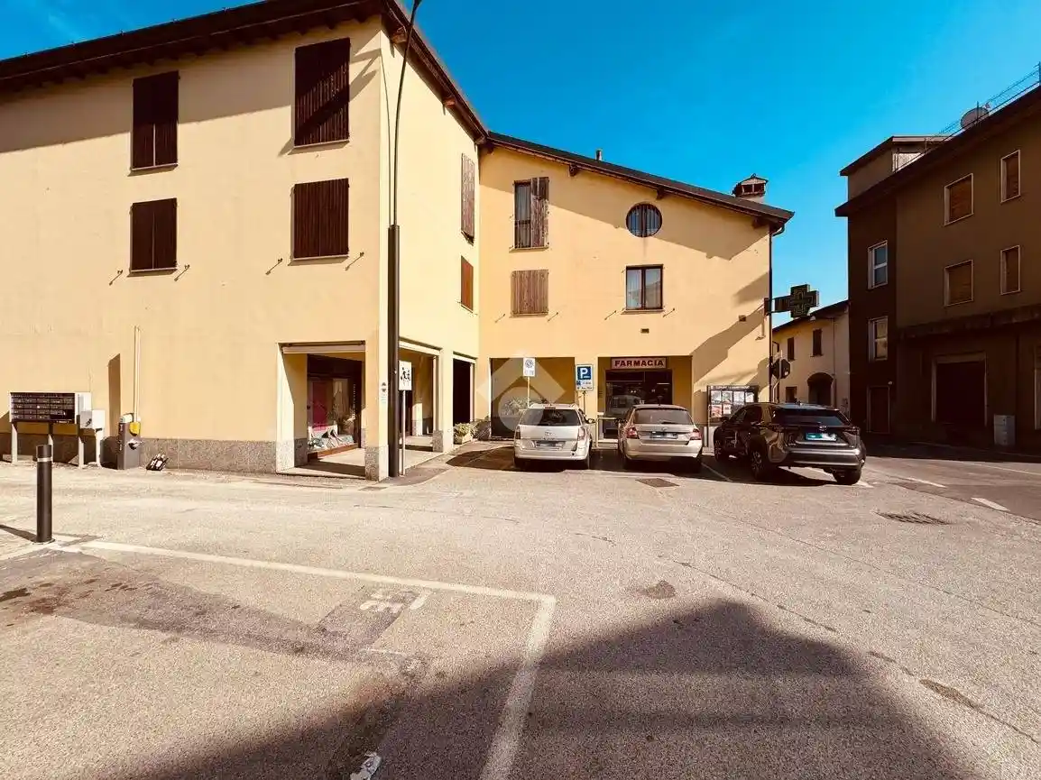 Appartamento in vendita a Casatenovo