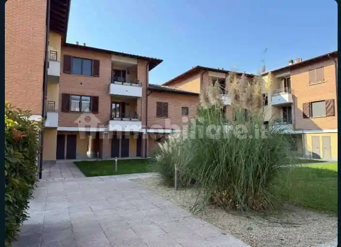 Appartamento in vendita a Travacò Siccomario