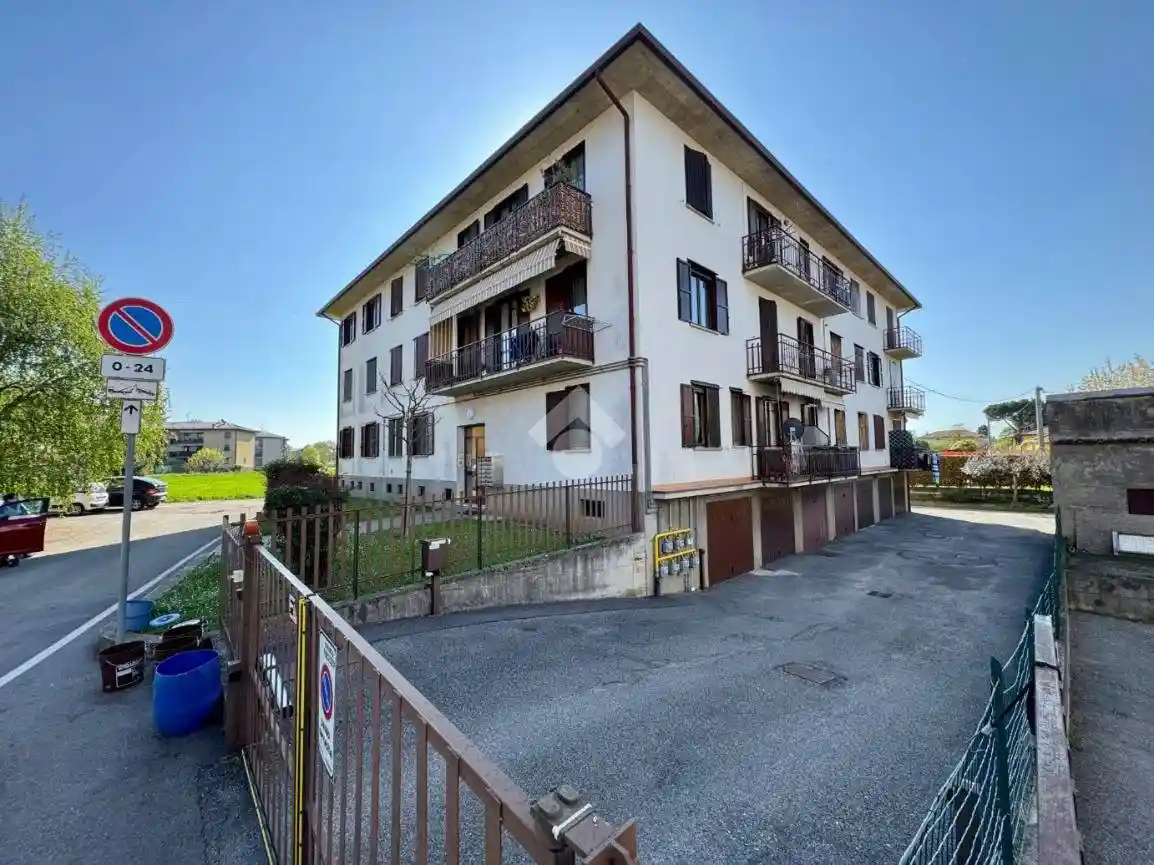 Appartamento in vendita a Presezzo