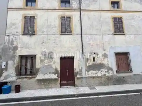 Appartamento in vendita a Tornata