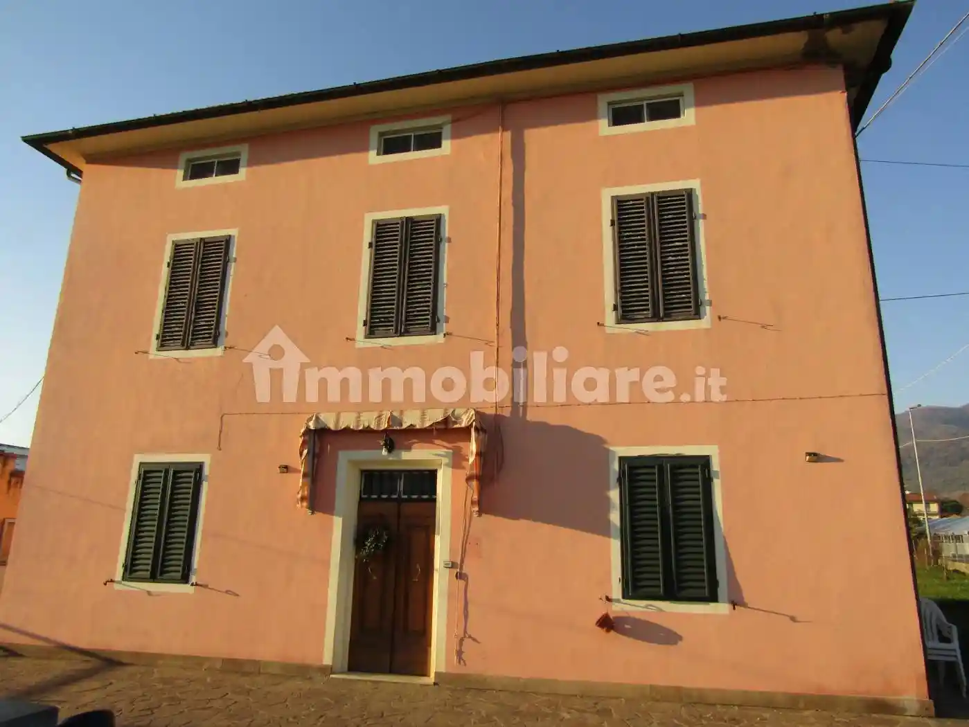 Villa in vendita a Pescia