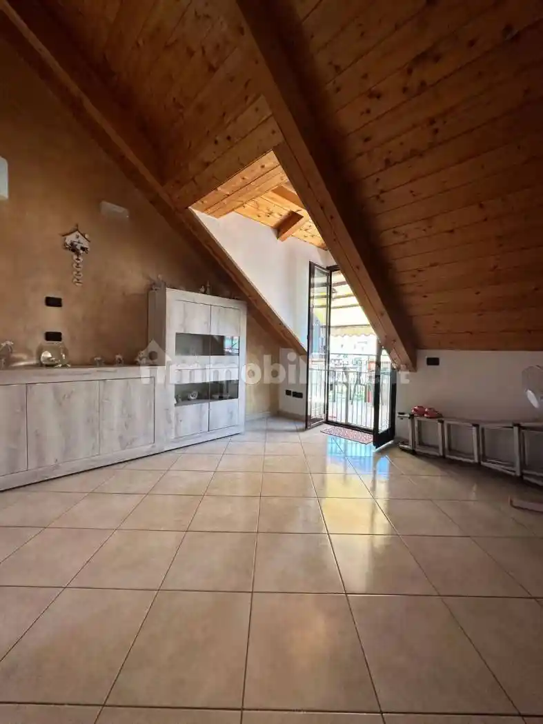 Attico - Mansarda in affitto a Giugliano in Campania