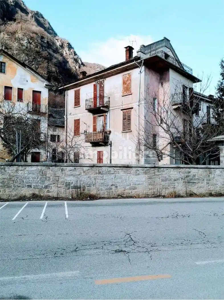 Casa indipendente in vendita a Piedimulera