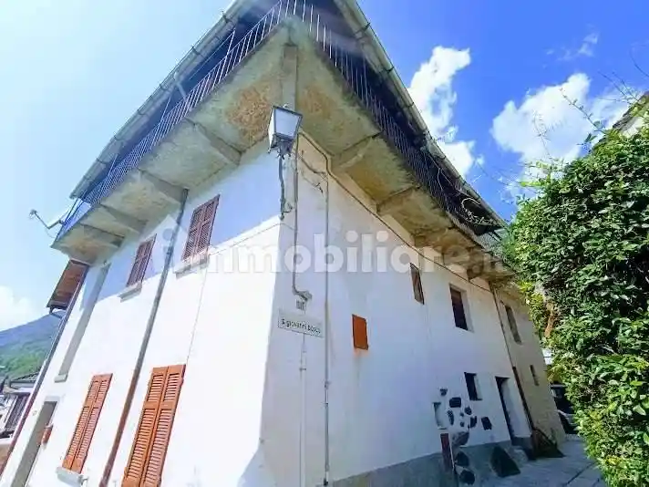 Casa indipendente in vendita a Premosello-Chiovenda