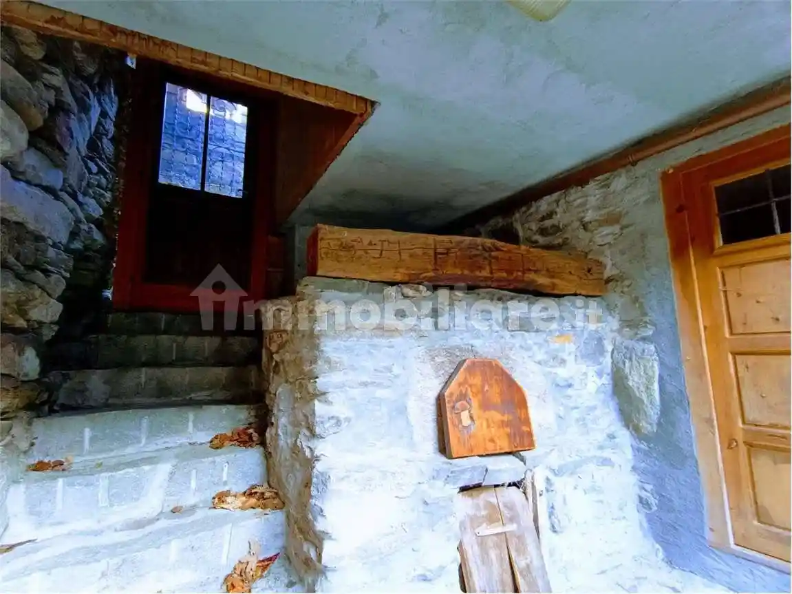 Appartamento in vendita a Ceppo Morelli