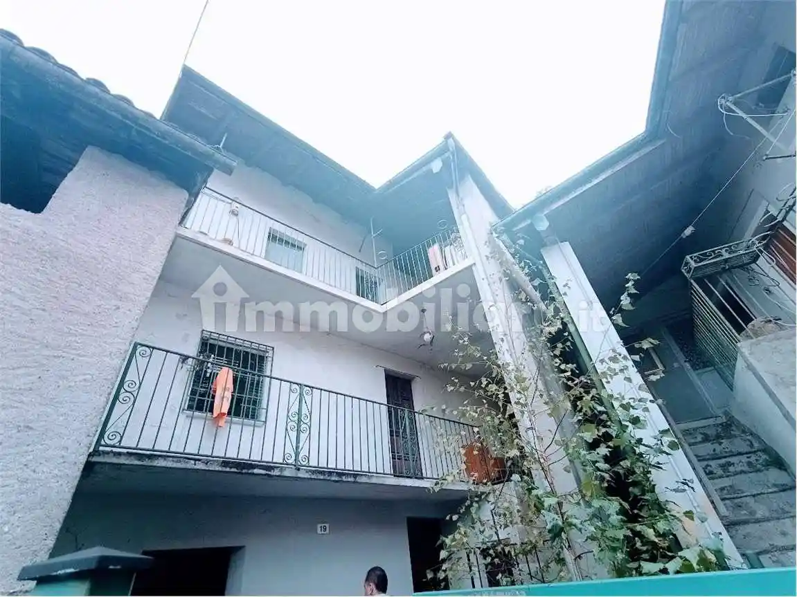 Casa indipendente in vendita a San Bernardino Verbano