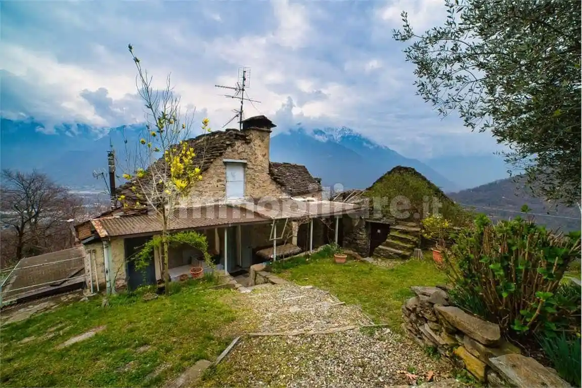 Casa indipendente in vendita a Villadossola