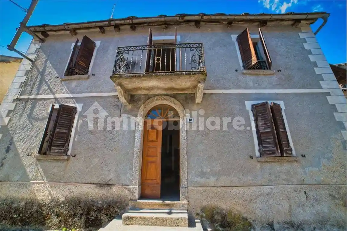 Casa indipendente in vendita a Re