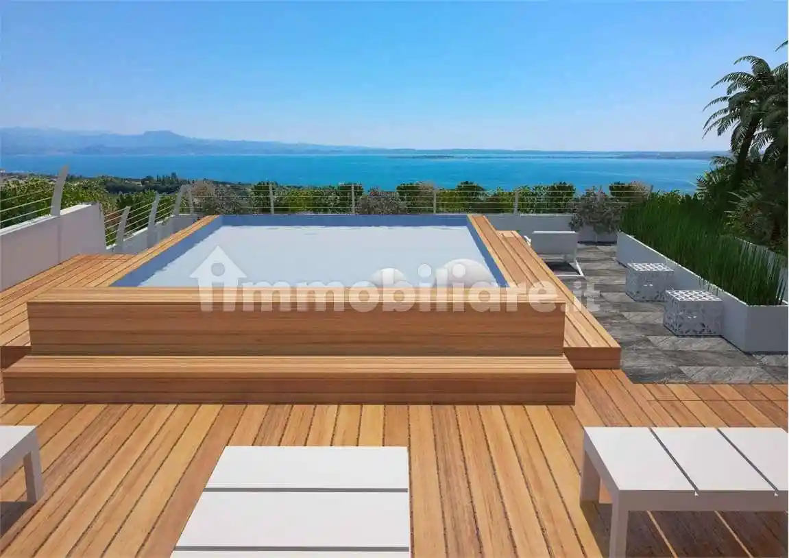 Villa in vendita a Padenghe sul Garda