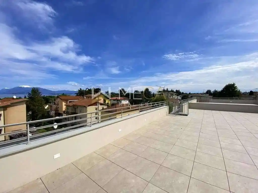 Attico - Mansarda in vendita a Desenzano del Garda