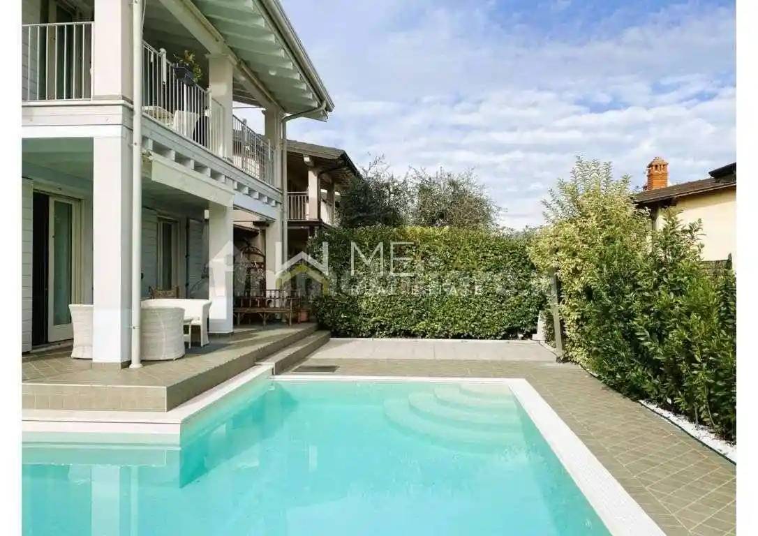 Villa in vendita a Polpenazze del Garda