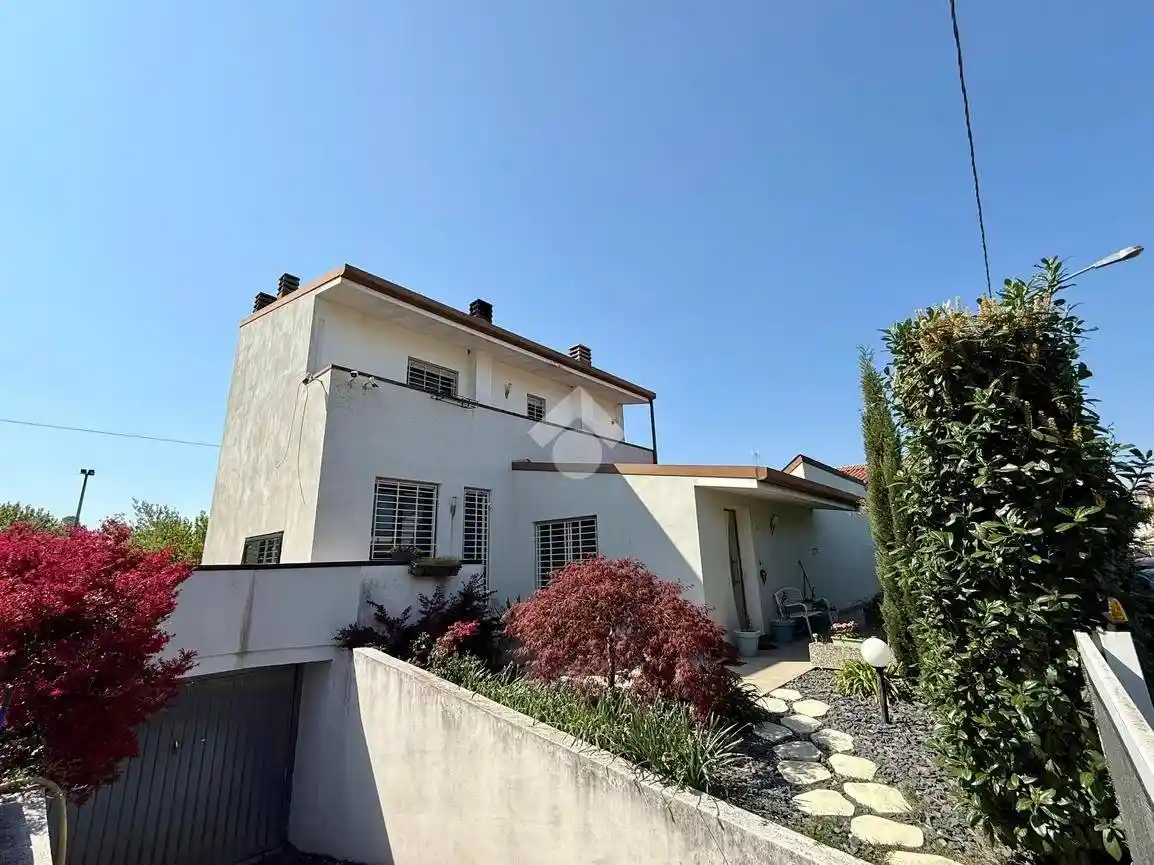 Villa in vendita a Rovigo