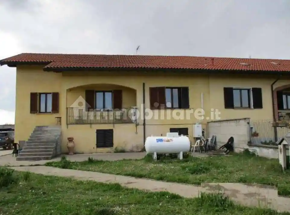 Appartamento in vendita a Ossona