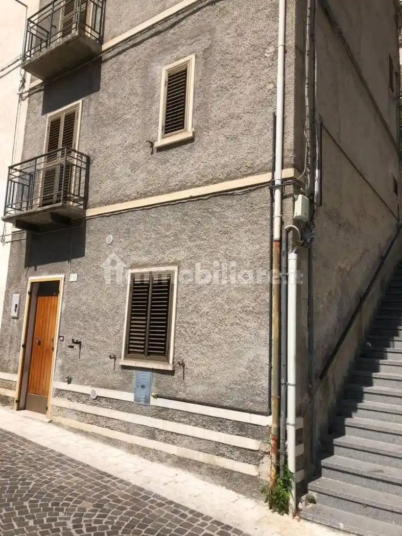 Casa indipendente in vendita a Villalago