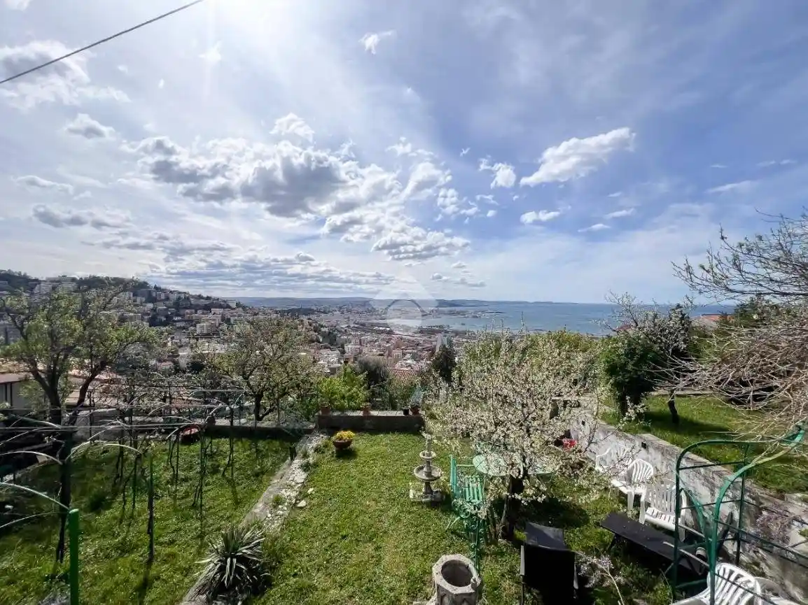 Appartamento in affitto a Trieste