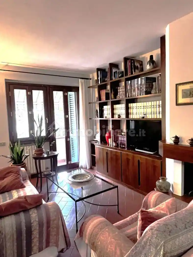 Casa indipendente in vendita a Lastra a Signa