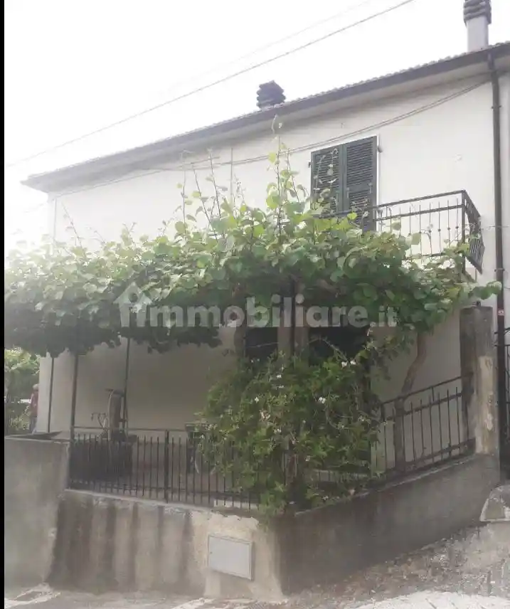 Casa indipendente in vendita a Fivizzano