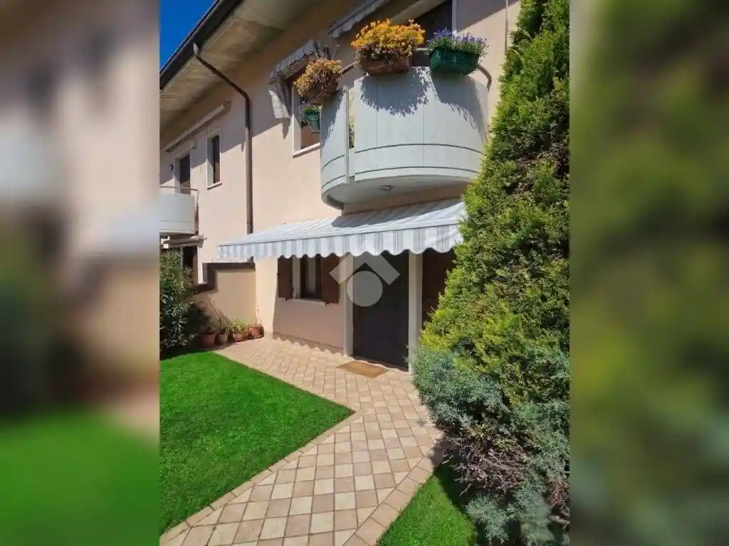 Villetta a schiera in vendita a Castel d'Azzano