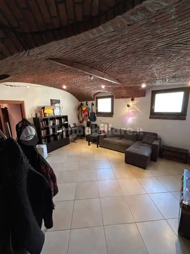 Rustico - Casale in vendita a Trana