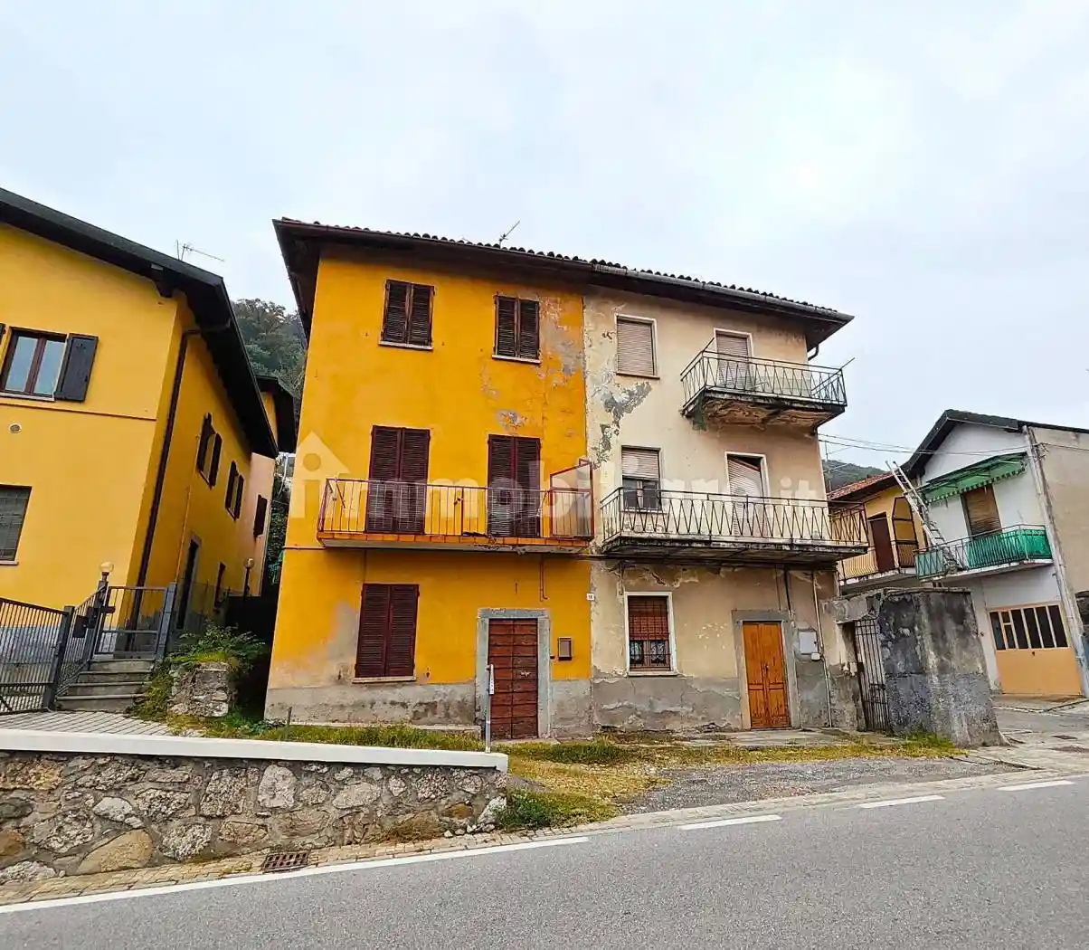 Casa indipendente in vendita a Montorfano