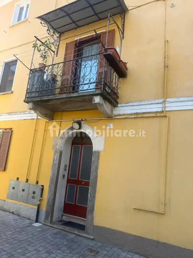 Appartamento in vendita a Cuvio