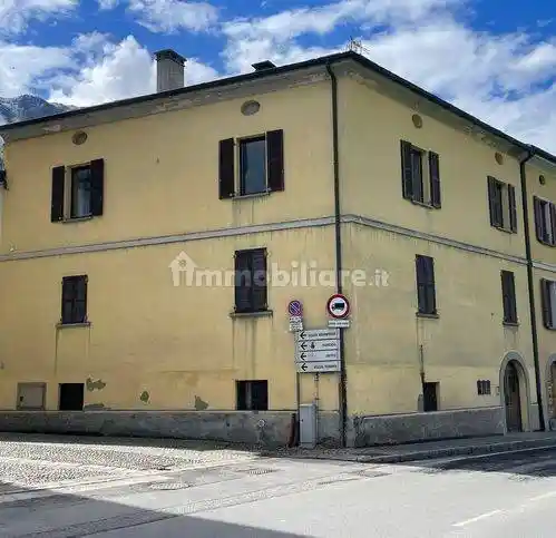 Villa in vendita a Mazzo di Valtellina