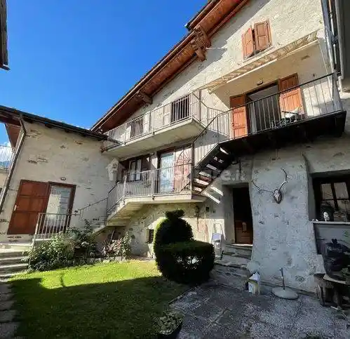 Villa in vendita a Teglio